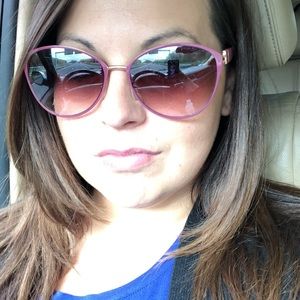 Meet your Posher, Jillian